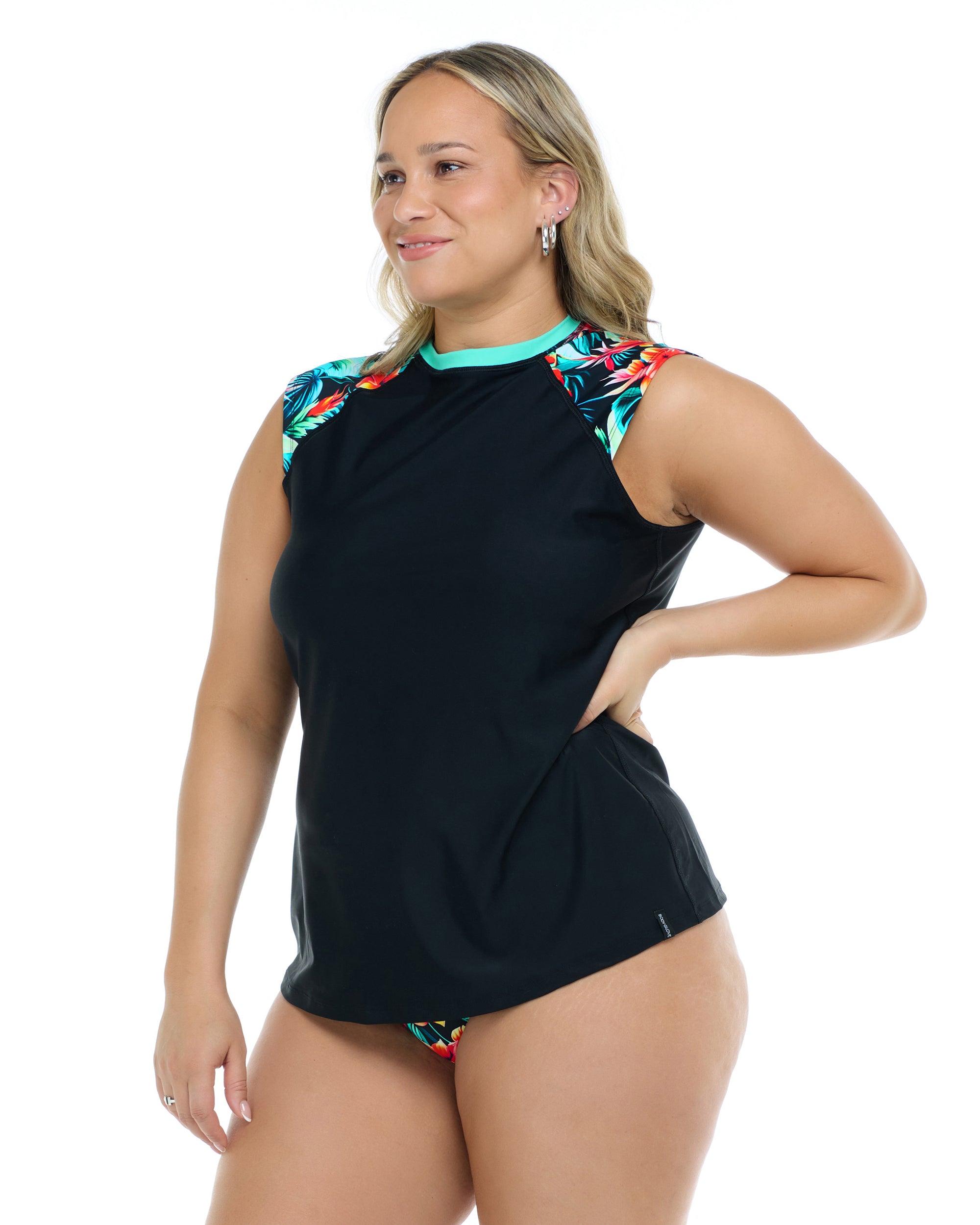 Colola Exhale Plus Size Rashguard - Colola / Black