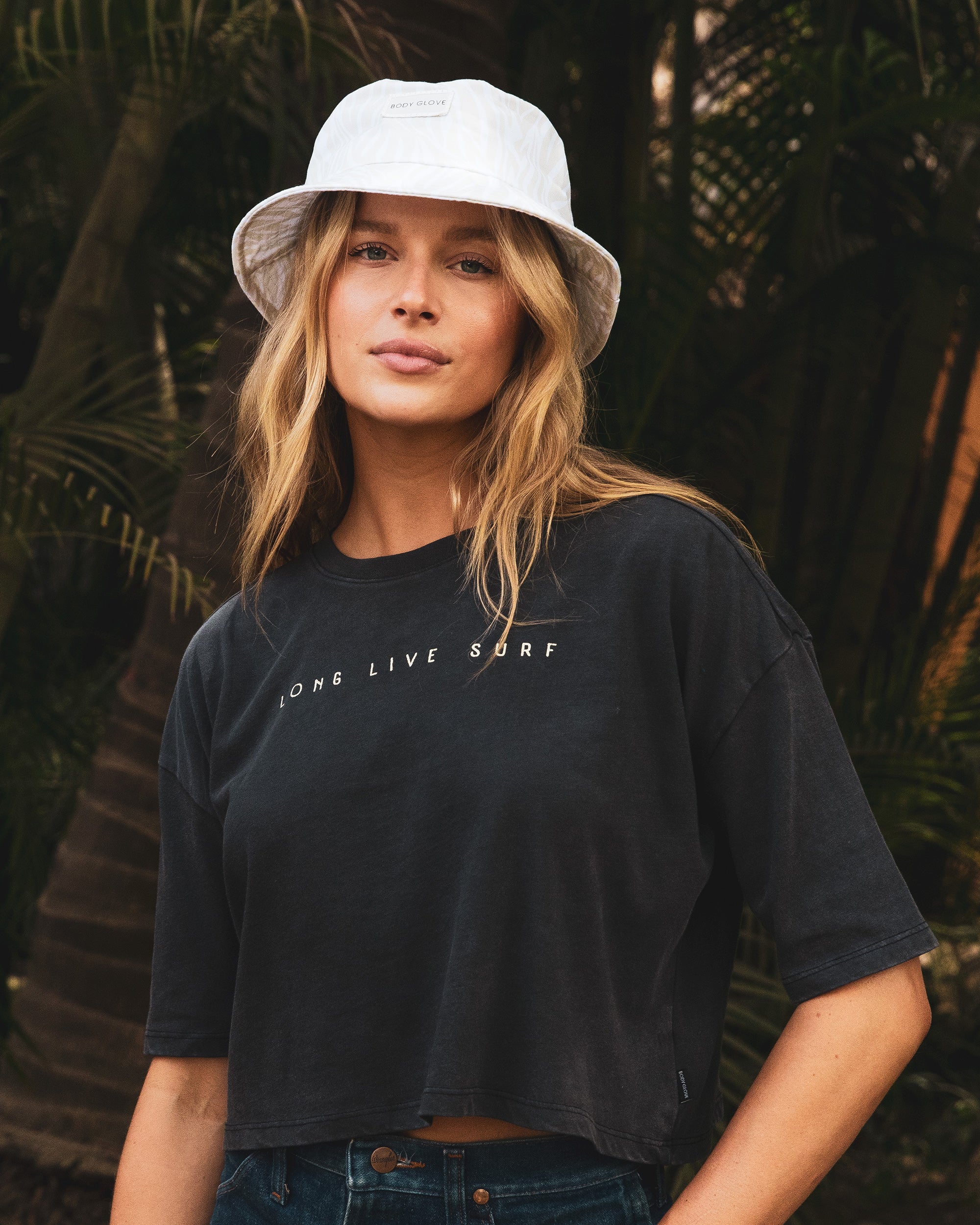 Women's Long Live Surf Tee - Black