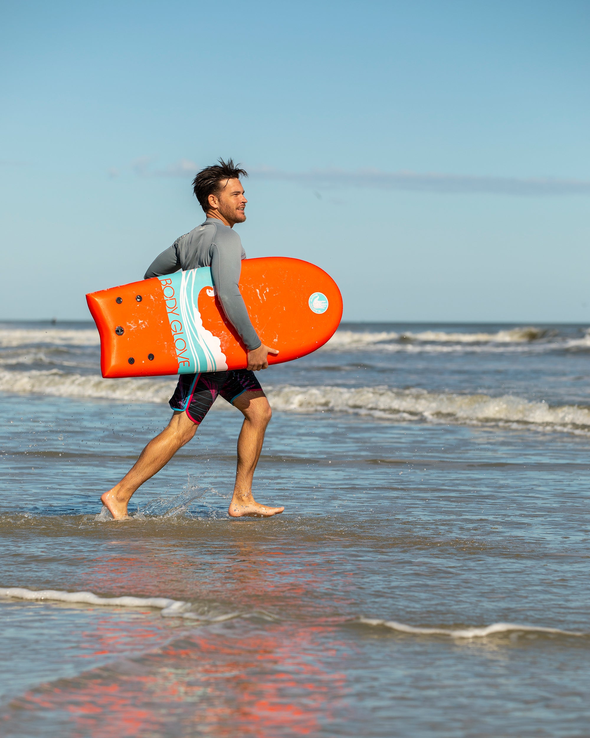 Billy 50" Foam Top Surfboard with Removable Fins - Red/Turquoise